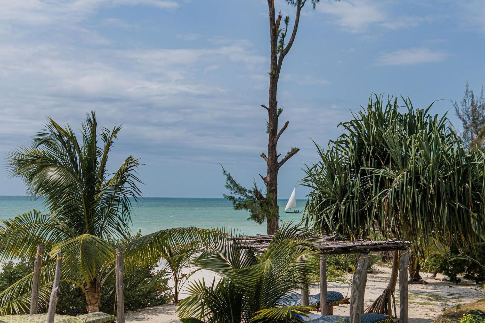 Jaribu Beach Hotel Paje Luaran gambar